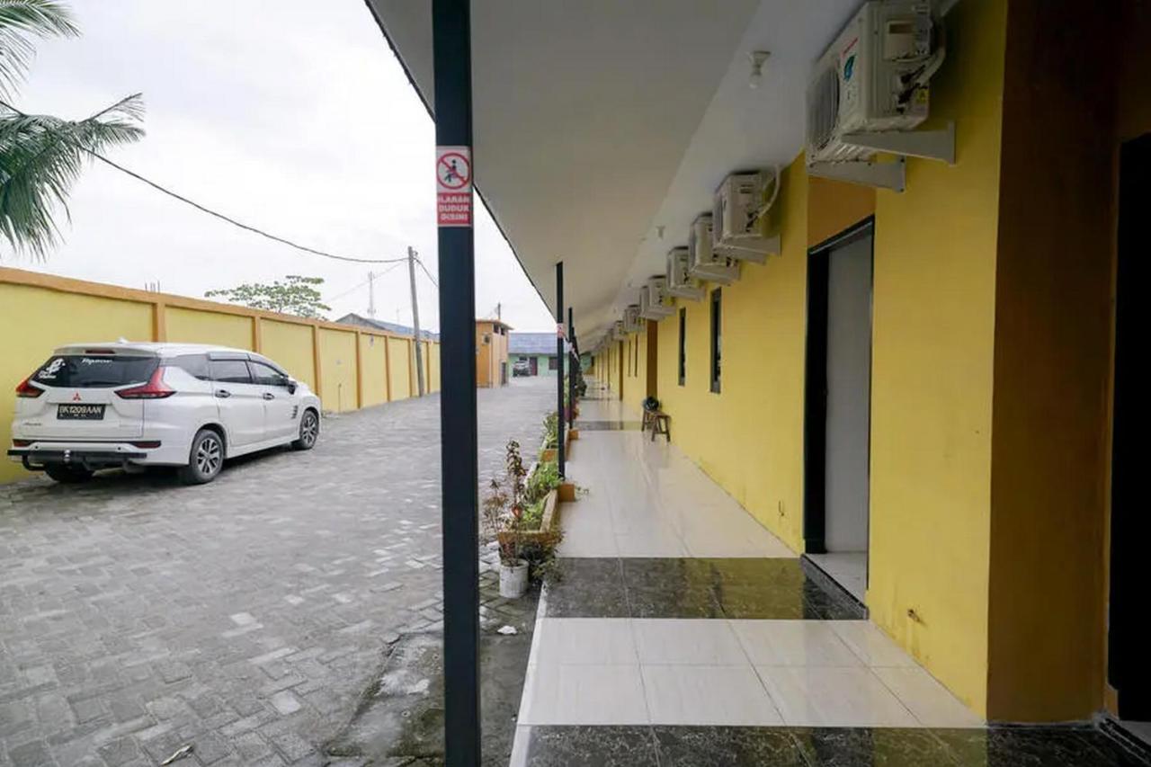 Reddoorz Near Ekowisata Mangrove Belawan Otel Dış mekan fotoğraf