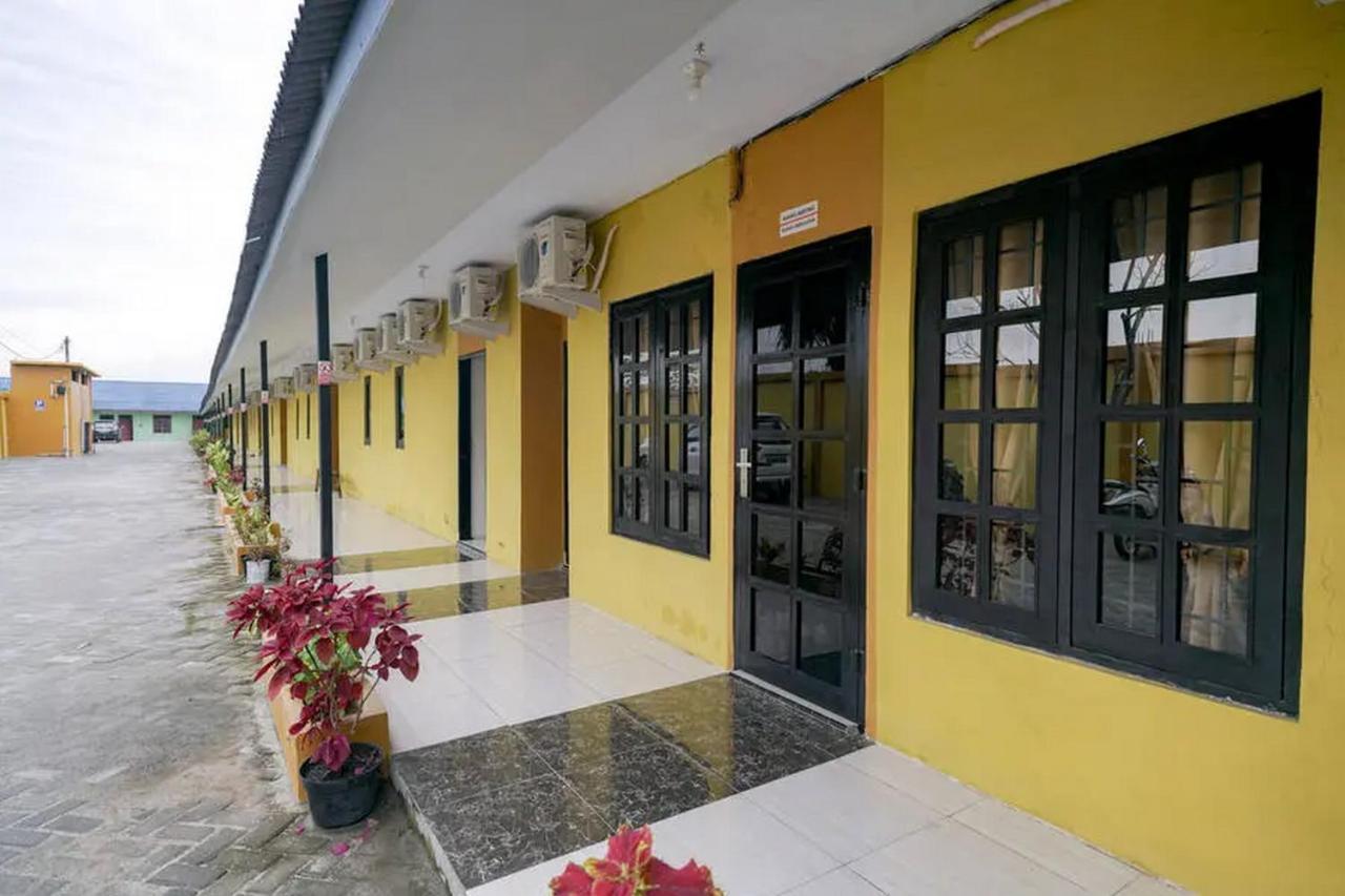 Reddoorz Near Ekowisata Mangrove Belawan Otel Dış mekan fotoğraf